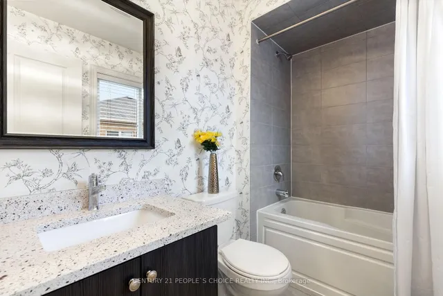 房产图片 8 - 240 Etheridge Ave