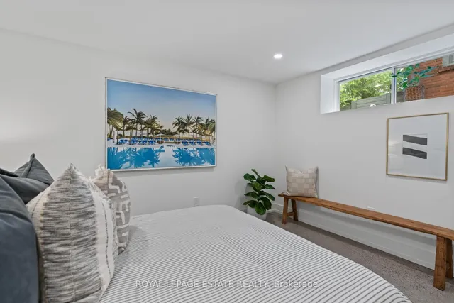 Additional image 42 of 160 Silver Birch Ave