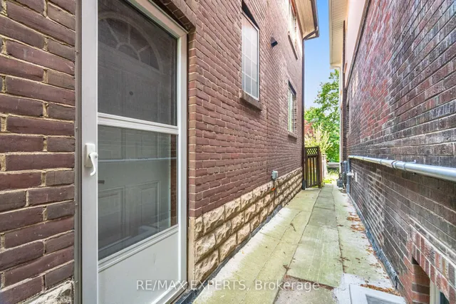 Additional image 44 of 121 Belsize Dr