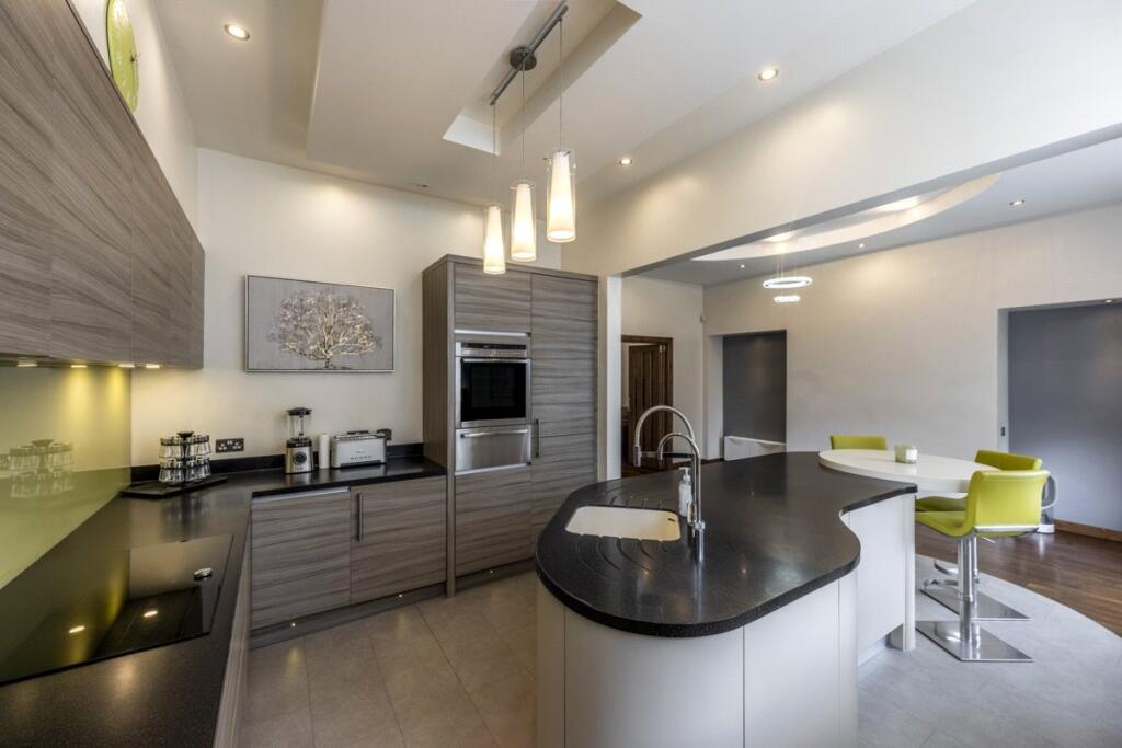 Additional image 6 of Springbank Terrace, Aberdeen, Aberdeenshire, AB11