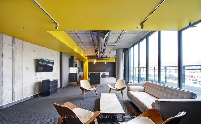 Additional image 37 of 1201 Dundas St Unit 302