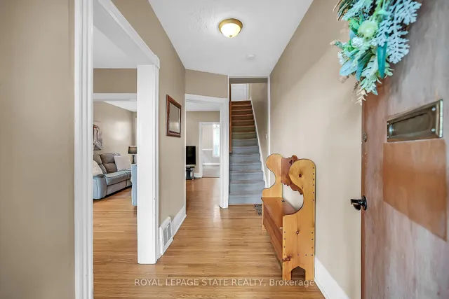 Additional image 3 of 26 Mars Ave