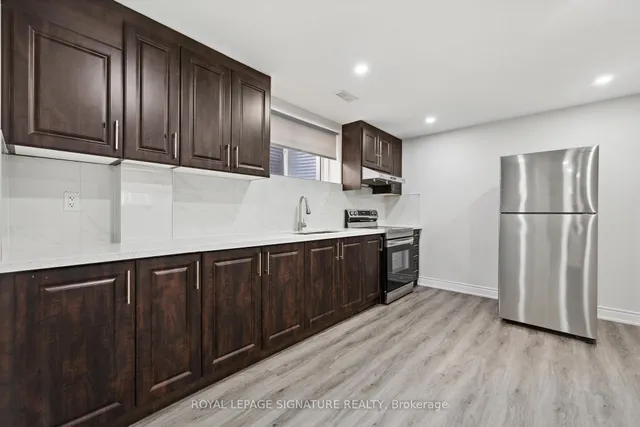 房产图片 37 - 135 Ian Ormston Dr