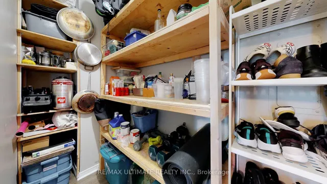 Additional image 21 of 135 Marlee Ave Unit 505