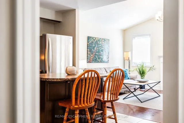 房产图片 12 - 布鲁姆斯伯里街12号