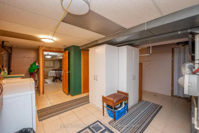 Additional image 38 of 327 East 42nd St