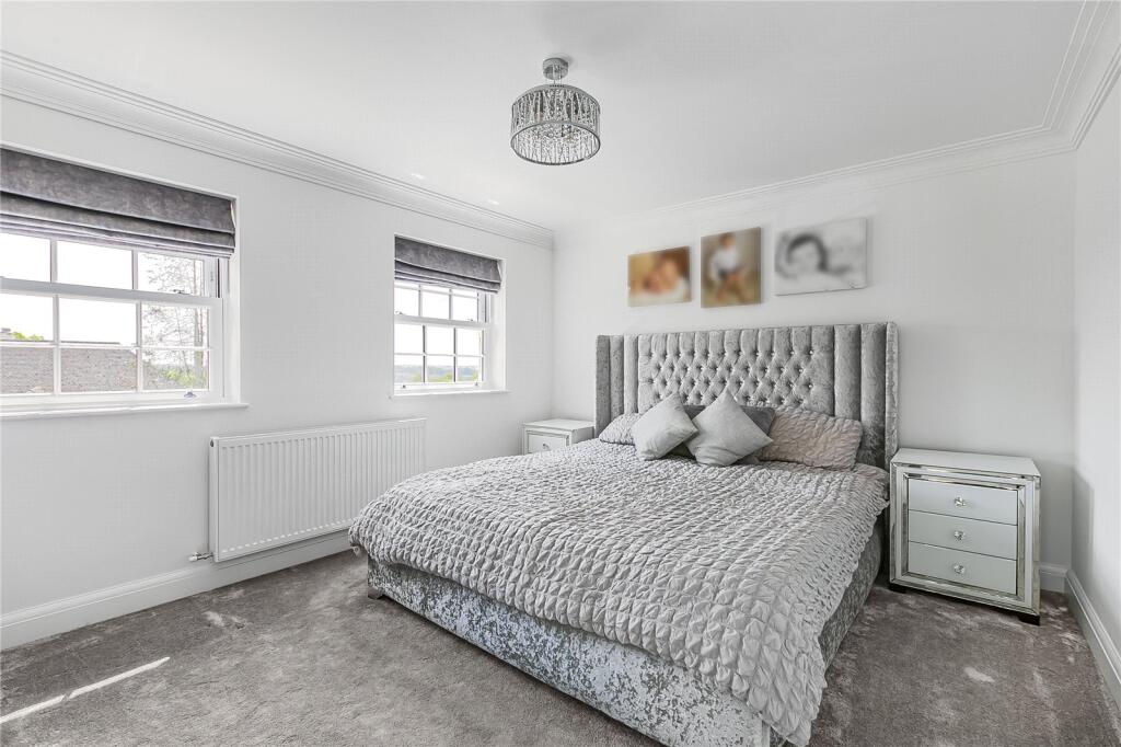 Additional image 13 of The Grove, Brookmans Park, Hertfordshire, AL9