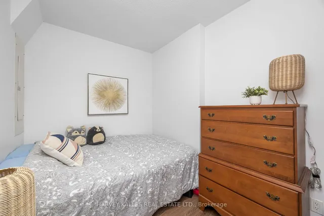 Additional image 9 of 15 Maplewood Ave Unit 212