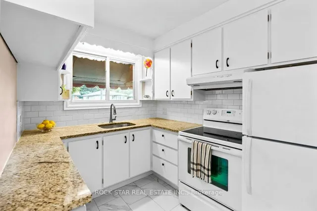 Additional image 6 of 25 Greeningdon Dr