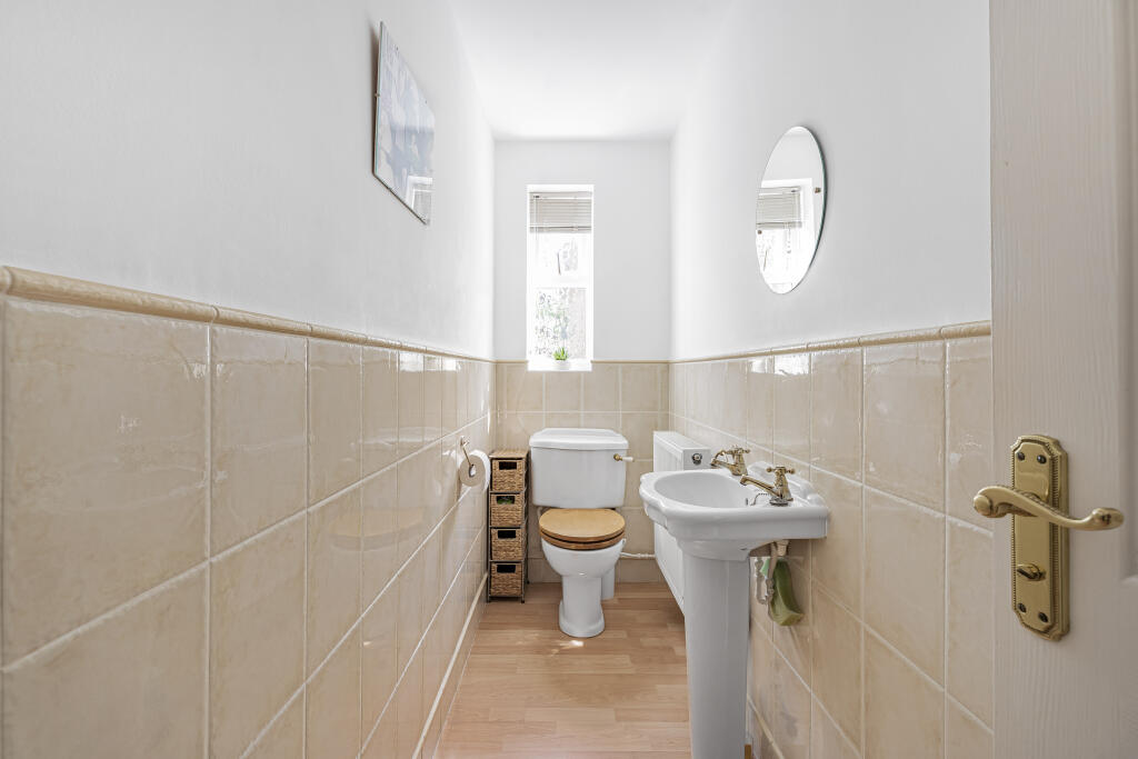 Additional image 11 of Bennett Close, Welwyn Garden City, AL7