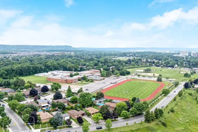 Additional image 37 of 318 Laurier Ave Unit 20