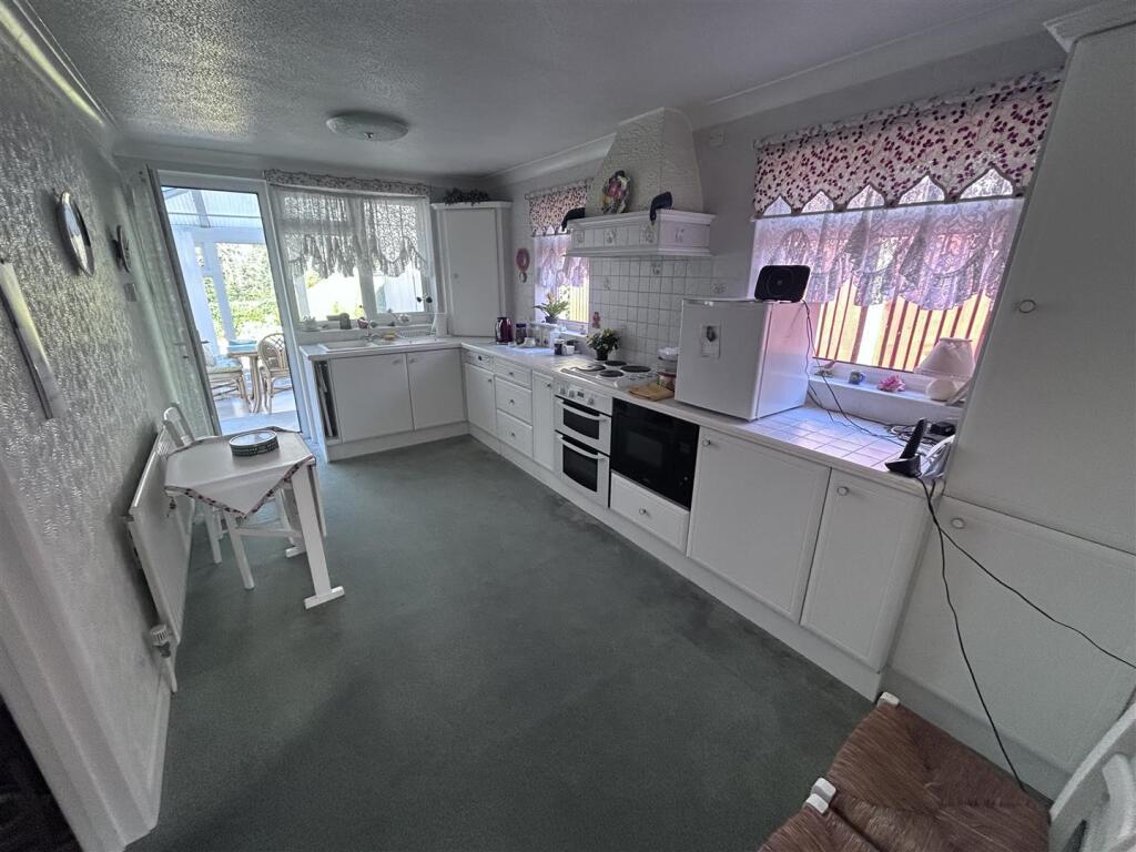 Additional image 9 of Vigors Croft, Hatfield