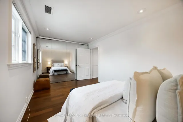 Additional image 28 of 25 Harlington Rd