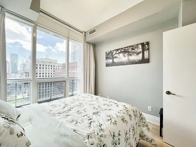 Additional image 14 of 21 Carlton St Unit 1909