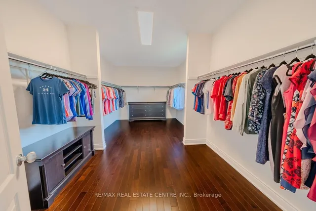 Additional image 35 of 22 Malaspina Clse