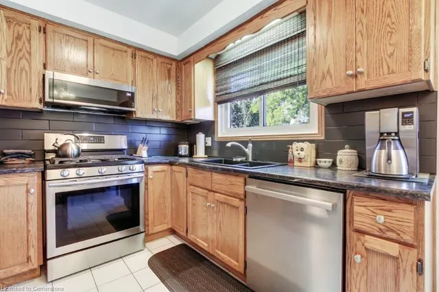 Additional image 11 of 31 Fern Pl