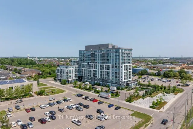 Additional image 43 of 1050 Main St Unit 1004