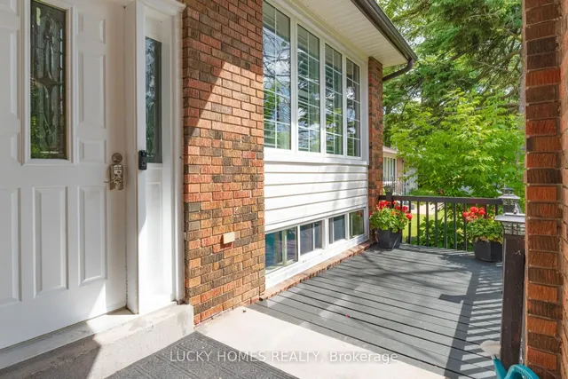 Additional image 35 of 4396 Lawrence Ave