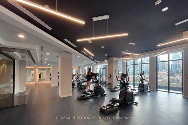 Additional image 32 of 135 Lower Sherbourne St Unit 1464