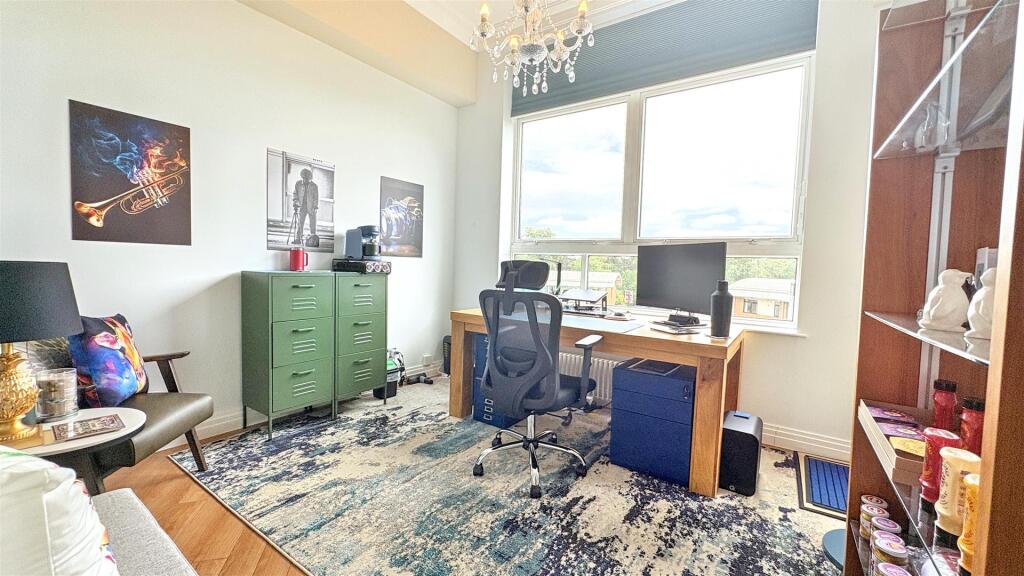 Additional image 33 of Penthouse Suite, Britannic Park, Moseley, Birmingham