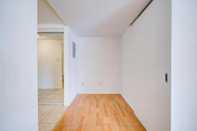 Additional image 8 of 38 Grenville St Unit 807