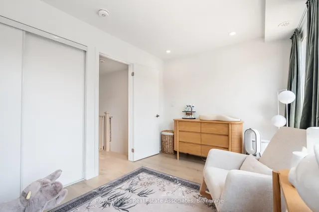 Additional image 33 of 120 Green Gardens Blvd