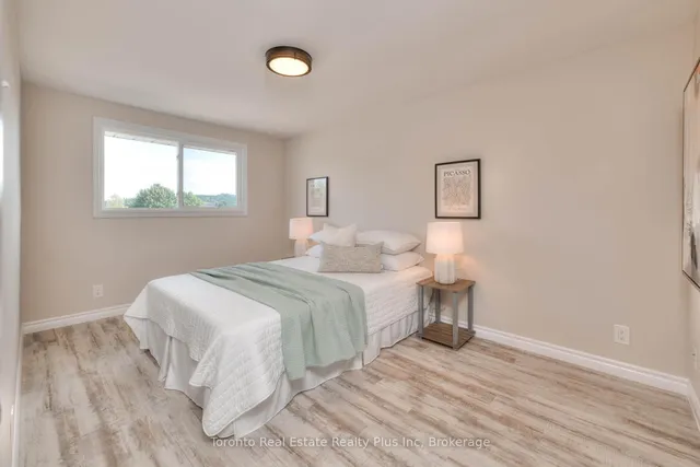 Additional image 21 of 31 Roberts Cres