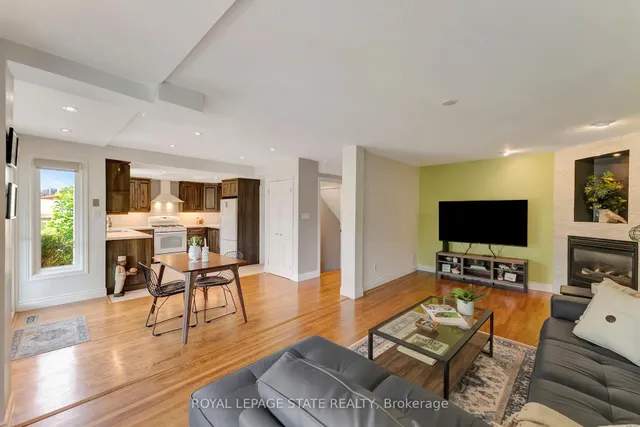 Additional image 11 of 14 Anita Crt