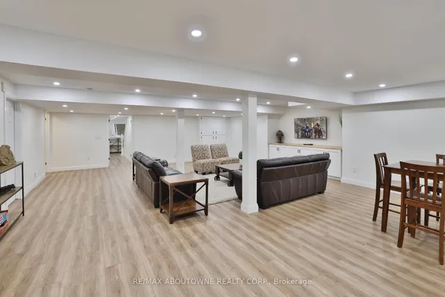 Additional image 36 of 4220 Spruce Ave