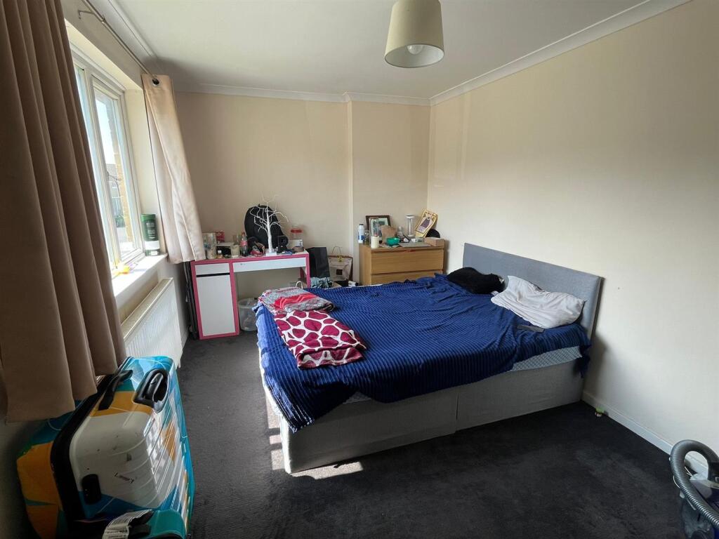 Additional image 5 of Veritys, Hatfield