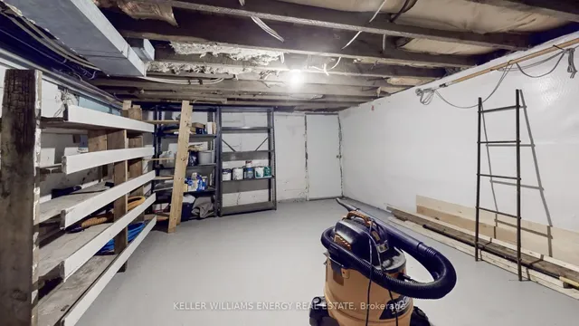 Additional image 35 of 511 Perth Ave