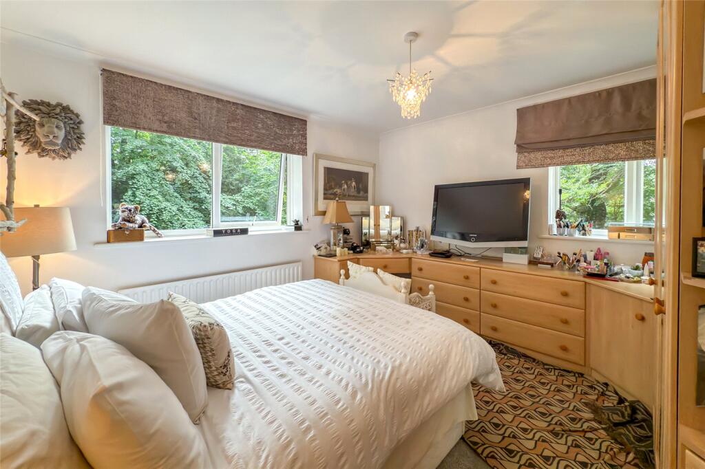 Additional image 6 of Stakers Court, Milton Road, Harpenden, Hertfordshire, AL5