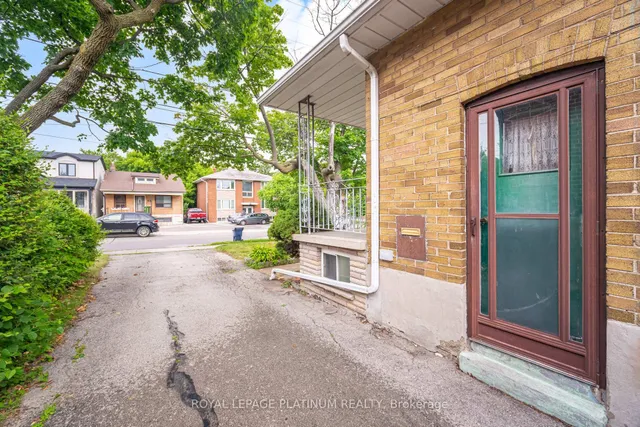 Additional image 12 of 79 Manitoba St