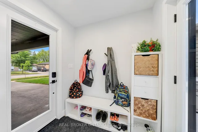 Additional image 13 of 579 Chamberlain Rd