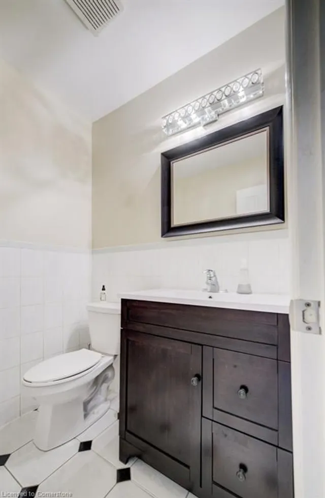 Additional image 21 of 1056 Plains View Ave