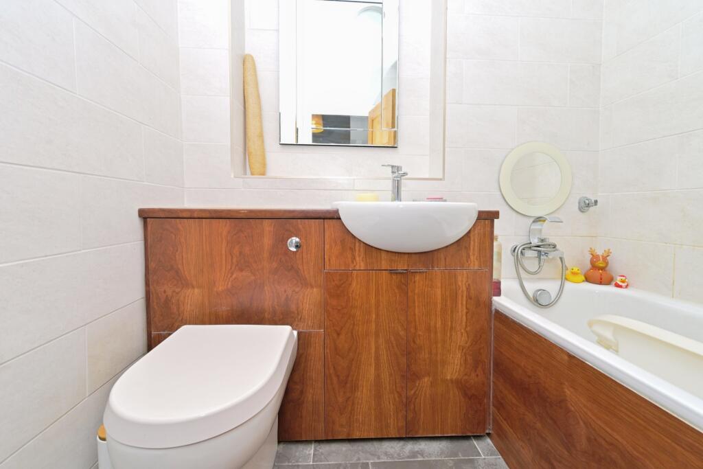 Additional image 20 of Pemberton Close, St. Albans, AL1