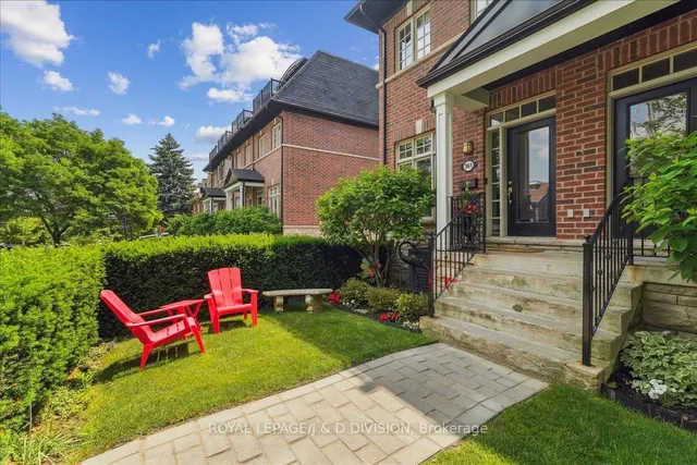 Additional image 3 of 361 Roehampton Ave