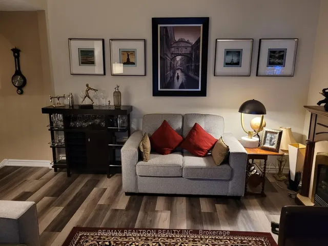 Additional image 2 of 7707 Darcel Ave Unit 26