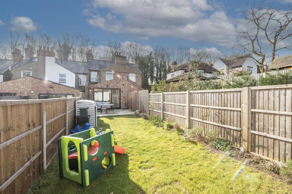 Additional image 12 of Park Hill, Harpenden