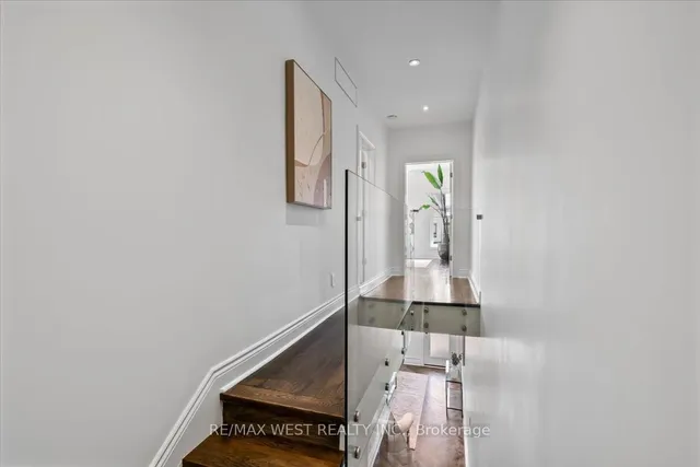 Additional image 13 of 248 1/2 Euclid Ave