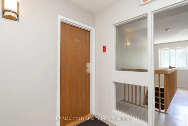 Additional image 4 of 266 Overlea Dr Unit 208