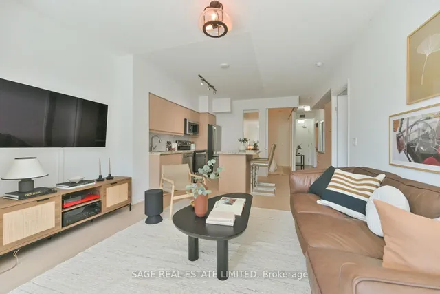 Additional image 12 of 215 Fort York Blvd Unit 702