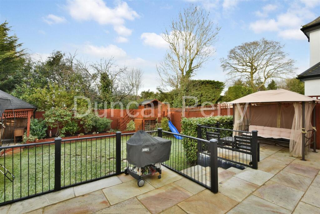 Additional image 14 of Moffats Lane, Brookmans Park, Herts