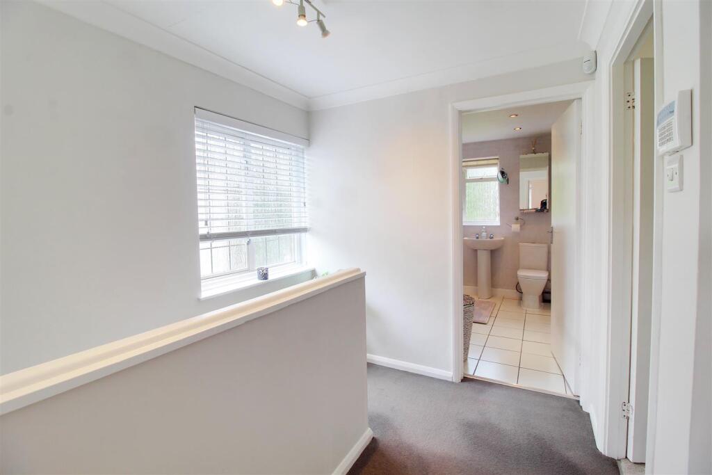 Additional image 13 of Peplins Way, Brookmans Park