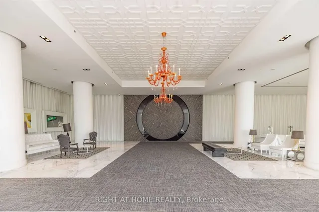 Additional image 5 of 88 Park Lawn Rd Unit 1010