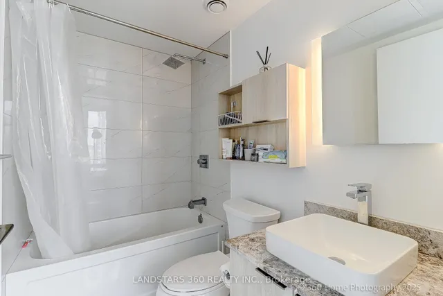 Additional image 15 of 501 Yonge St Unit 4202