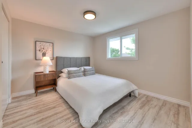 Additional image 18 of 31 Roberts Cres