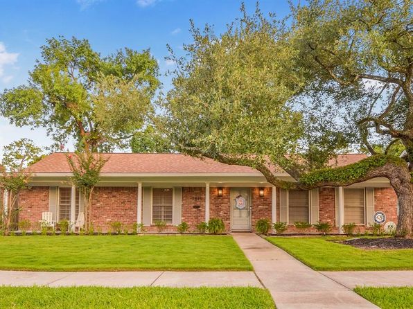 7611 Fairdale Ln, Houston, TX 77063