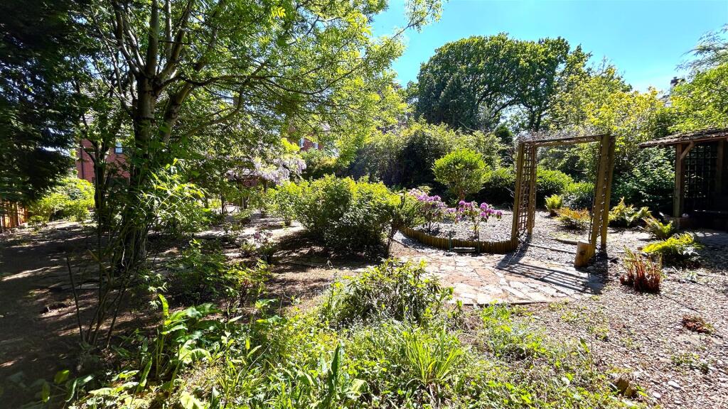 Additional image 27 of Meadow Hill Road, Kings Norton, Birmingham