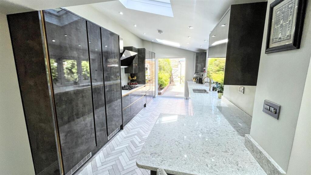 Additional image 8 of Willows Crescent, Balsall Heath